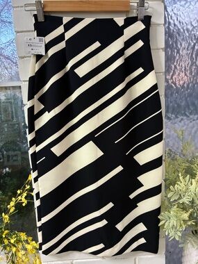 Zara Black and Cream Abstract Stripe Pencil Skirt